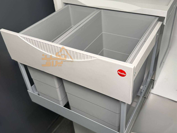 نمونه نصب شده سطل زباله ریلی تو کابینتی هایلو مدل Q160