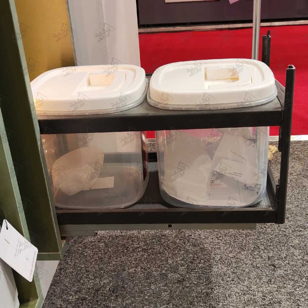 نمونه نصب شده سطل برنج و حبوبات توکار فانتونی مدل Q935 از نمای کنار
