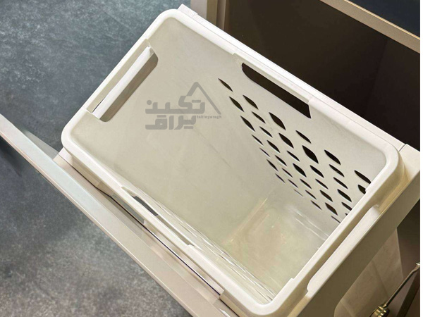 نمونه نصب شده سبد رخت چرک پلاستیکی داشبوردی فانتونی مدل Q045