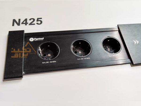 نمونه نصب شده پریز سه راهی توکار فانتونی مدل N425 و N424