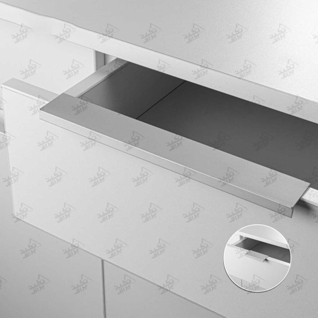 نمونه نصب شده دستگیره کابینت ملونی مدل ML348 کروم مات